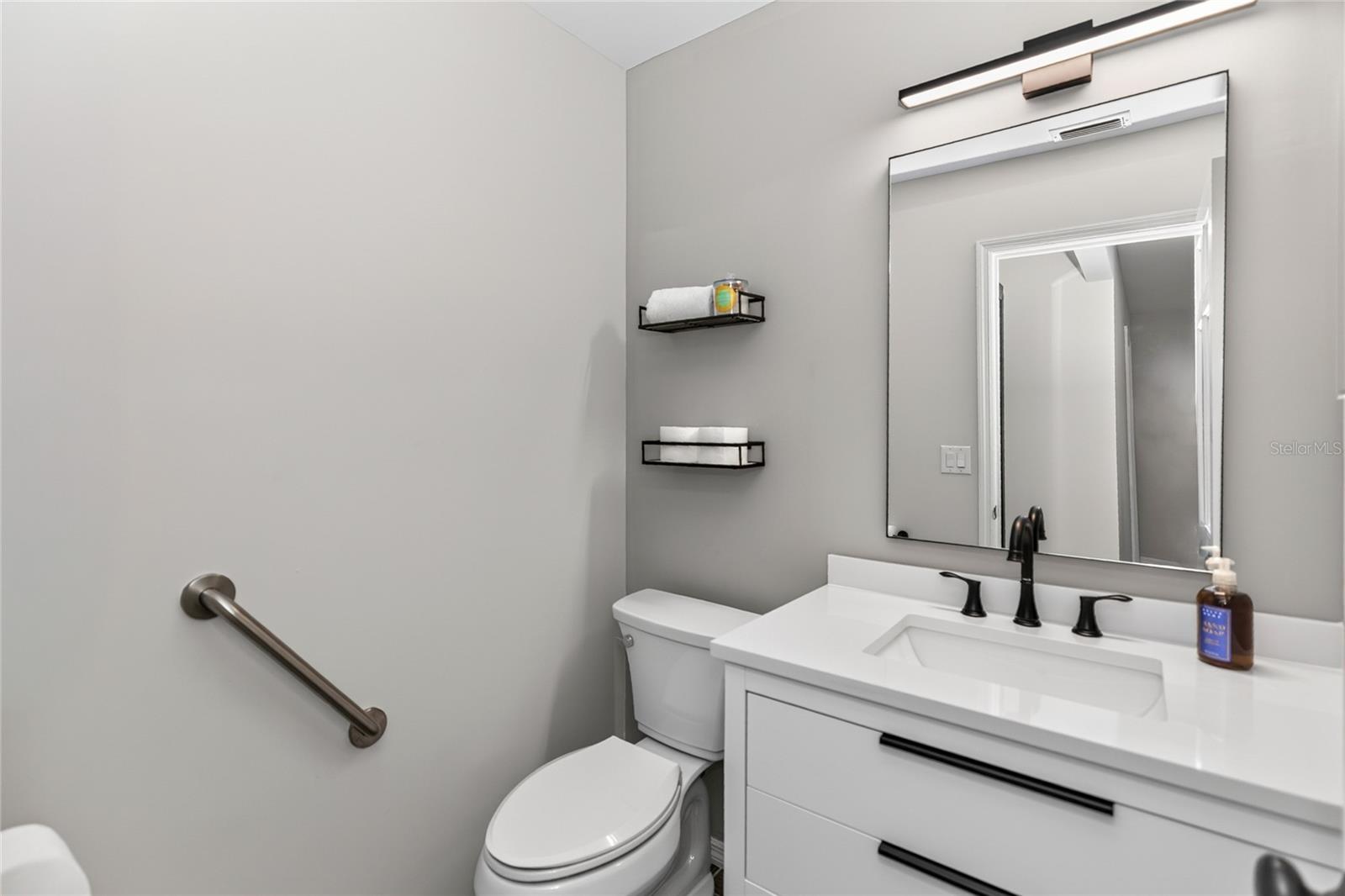172 DEER LAKE CIR — photo 12
