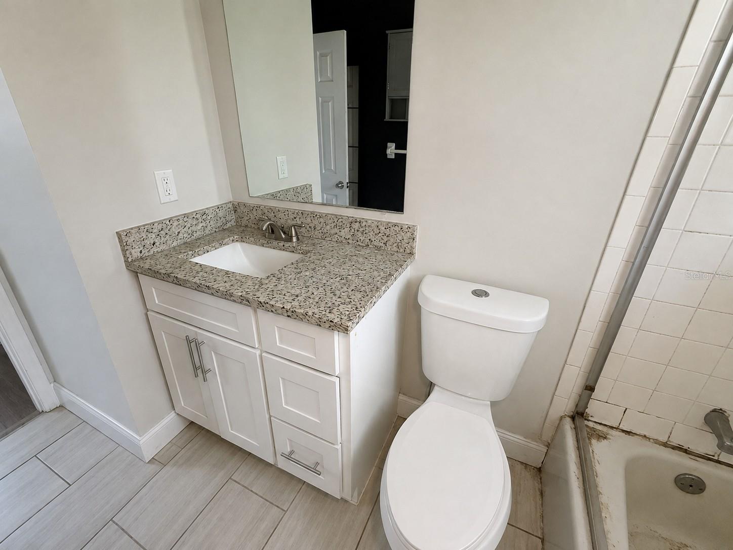 1102 OLD KINGS RD — photo 12