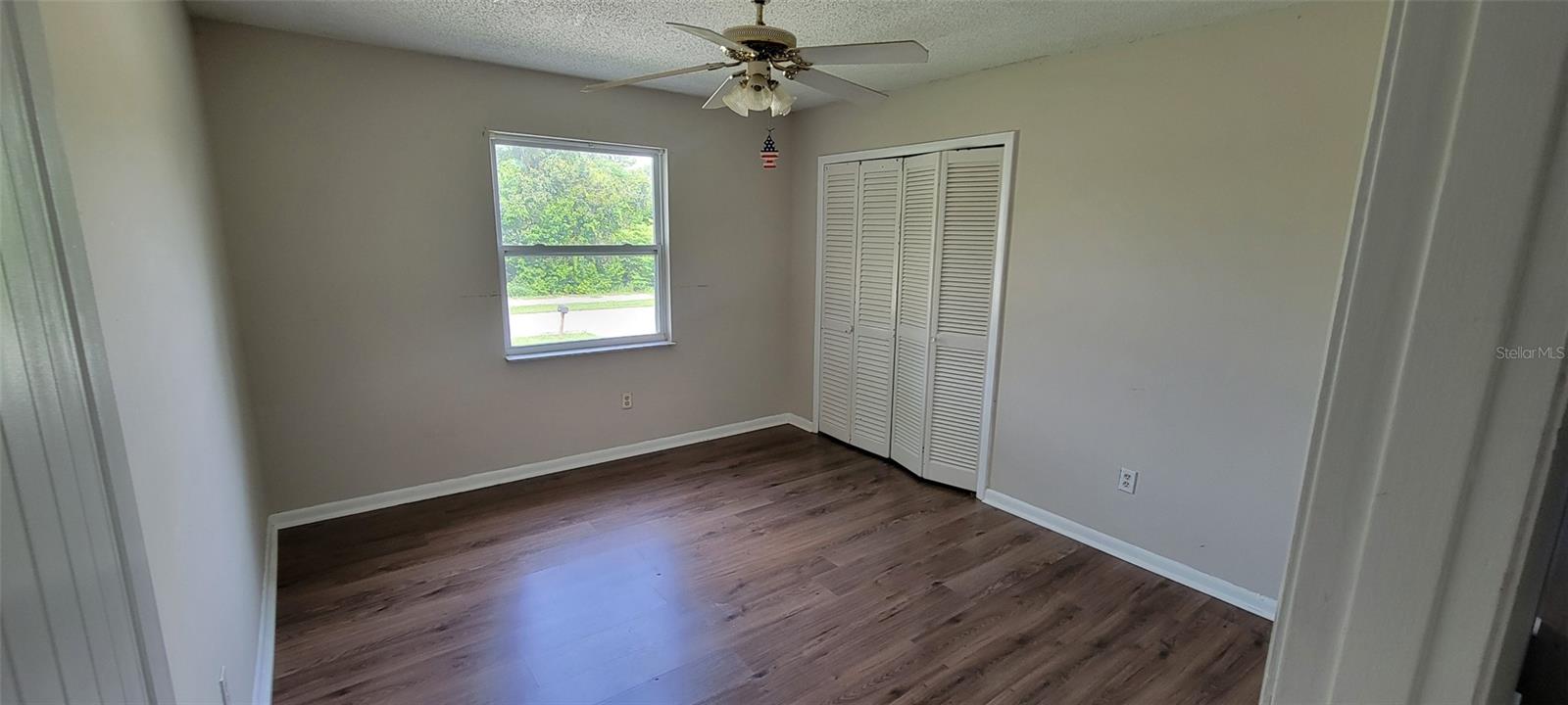 1425 NE OLD MILL DR — photo 11