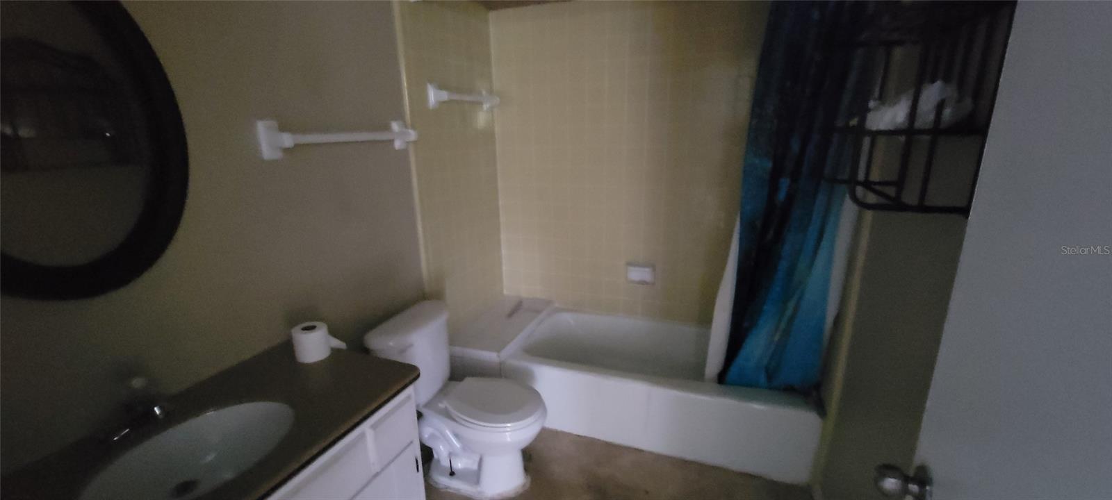 1425 NE OLD MILL DR — photo 10