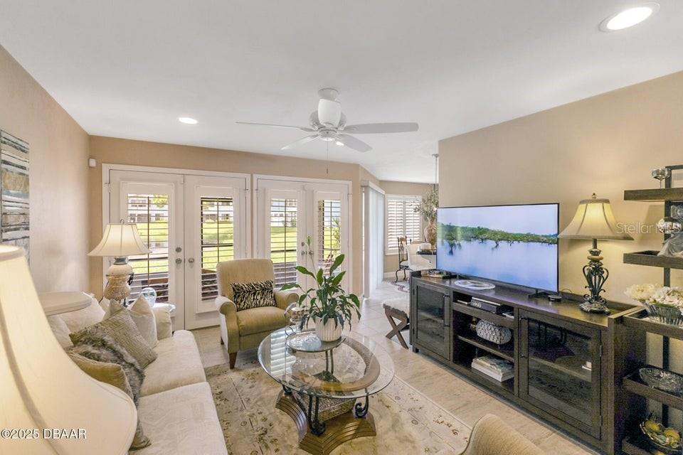 150 BLUE HERON DR #B — photo 7