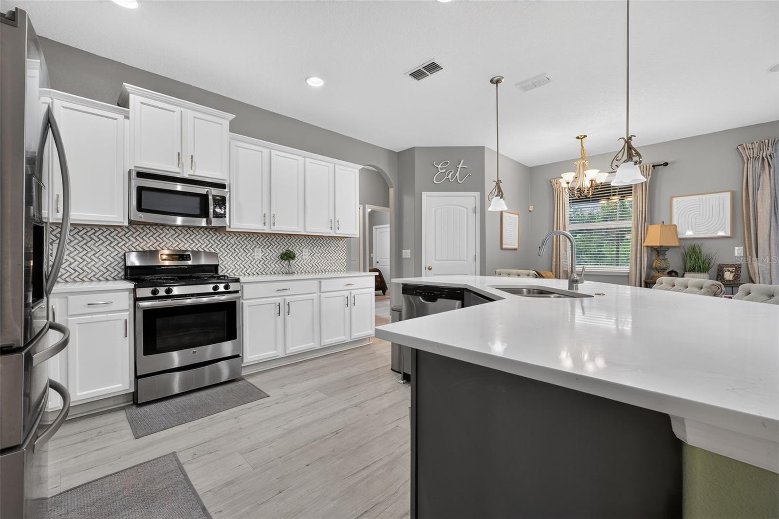 1458 DAYSTAR LN — photo 6