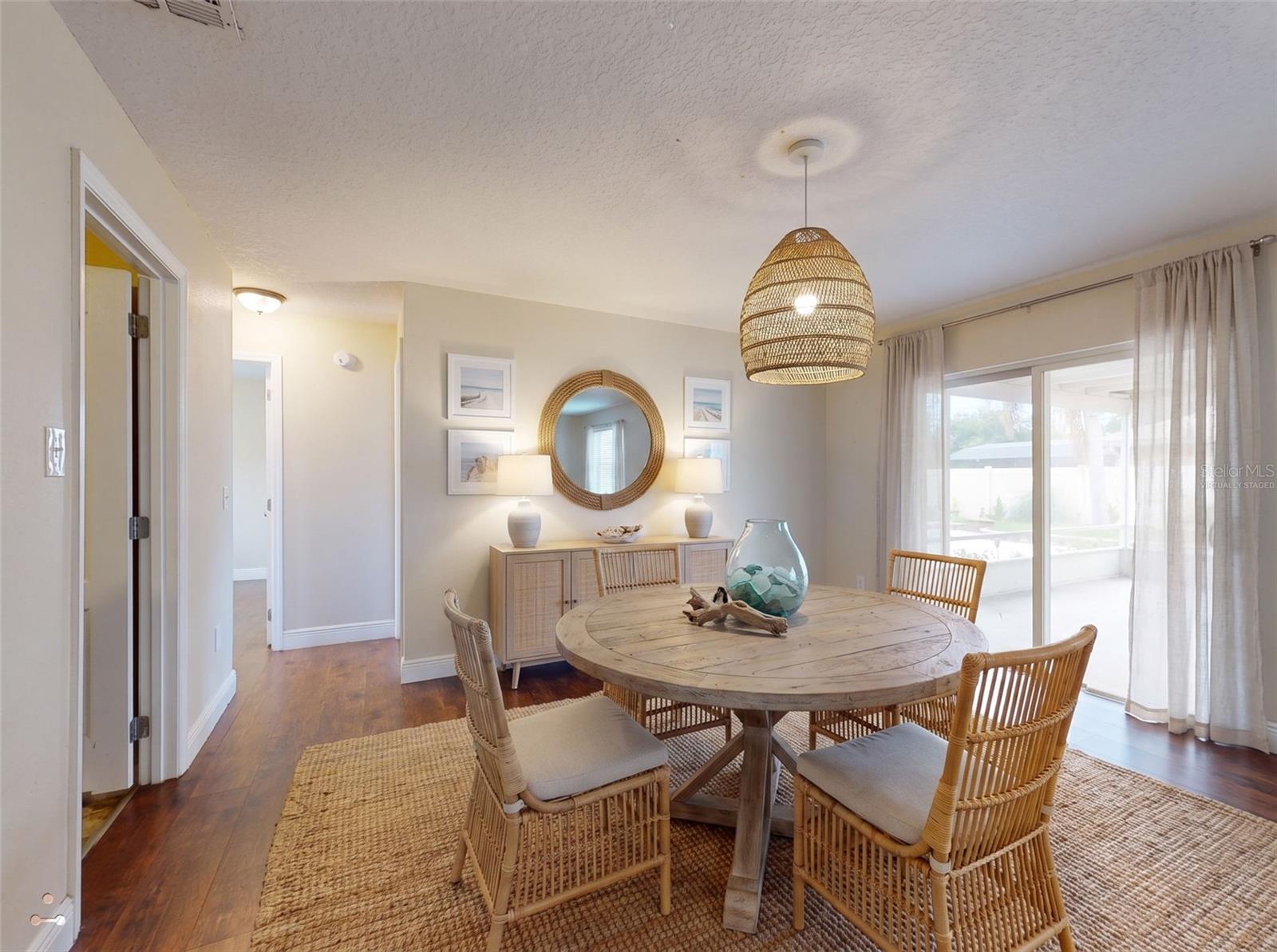 2125 E PARKTON DR — photo 5
