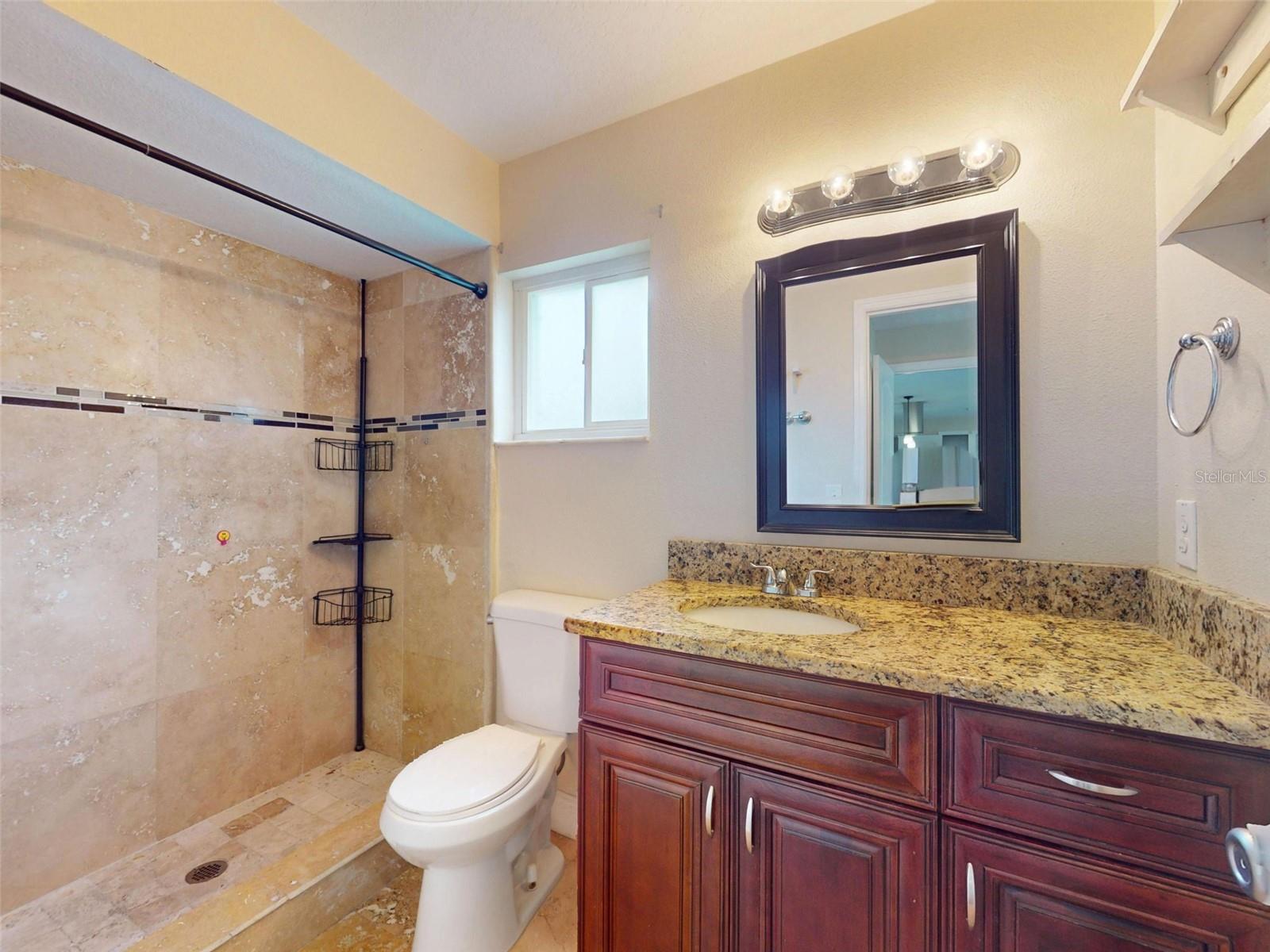 2125 E PARKTON DR — photo 8
