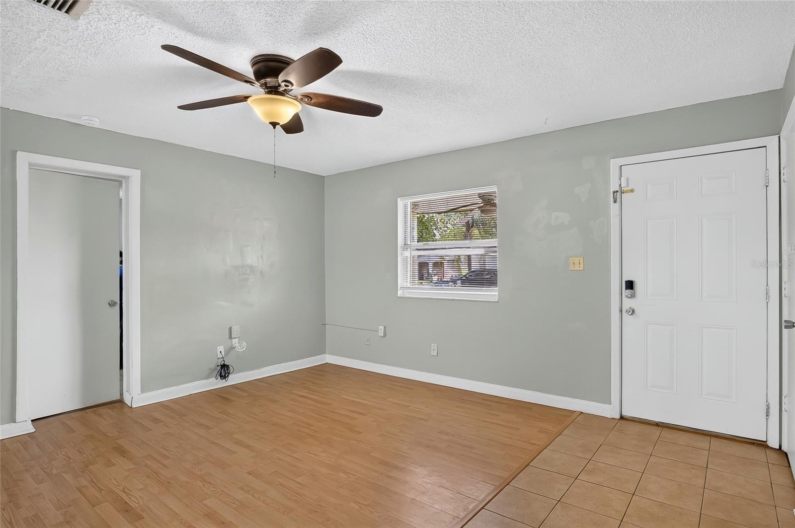 1019 PIONEER DR — photo 8