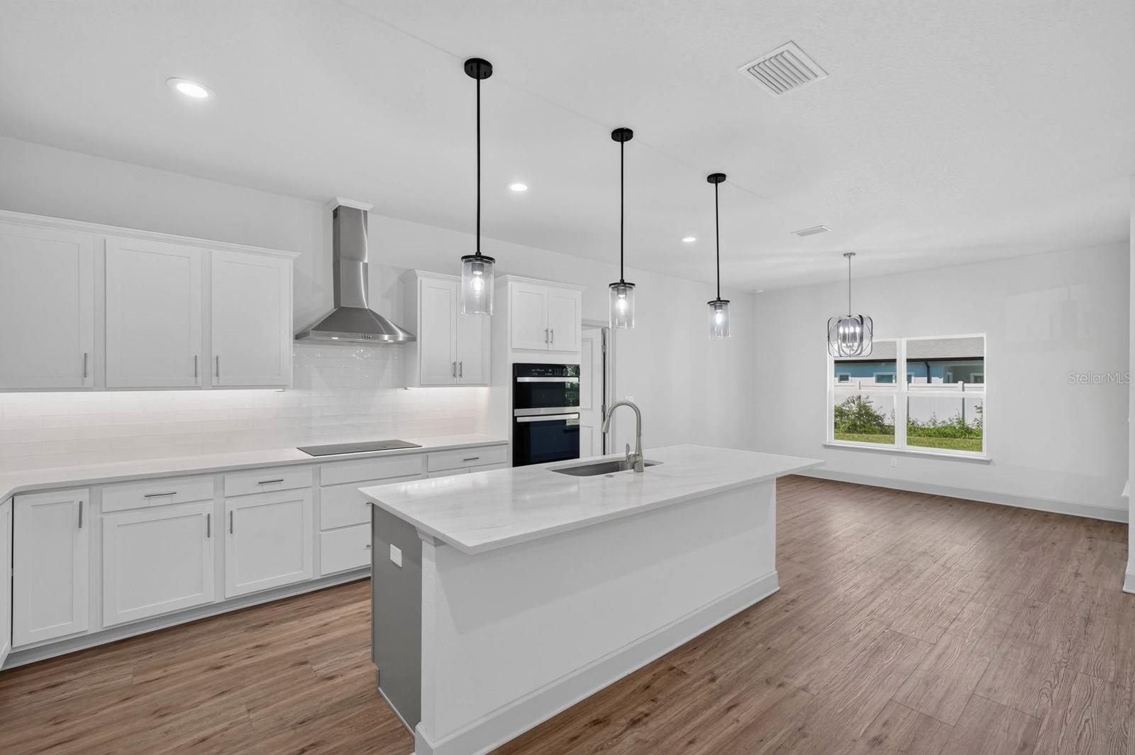 362 OLIVER DR — photo 10