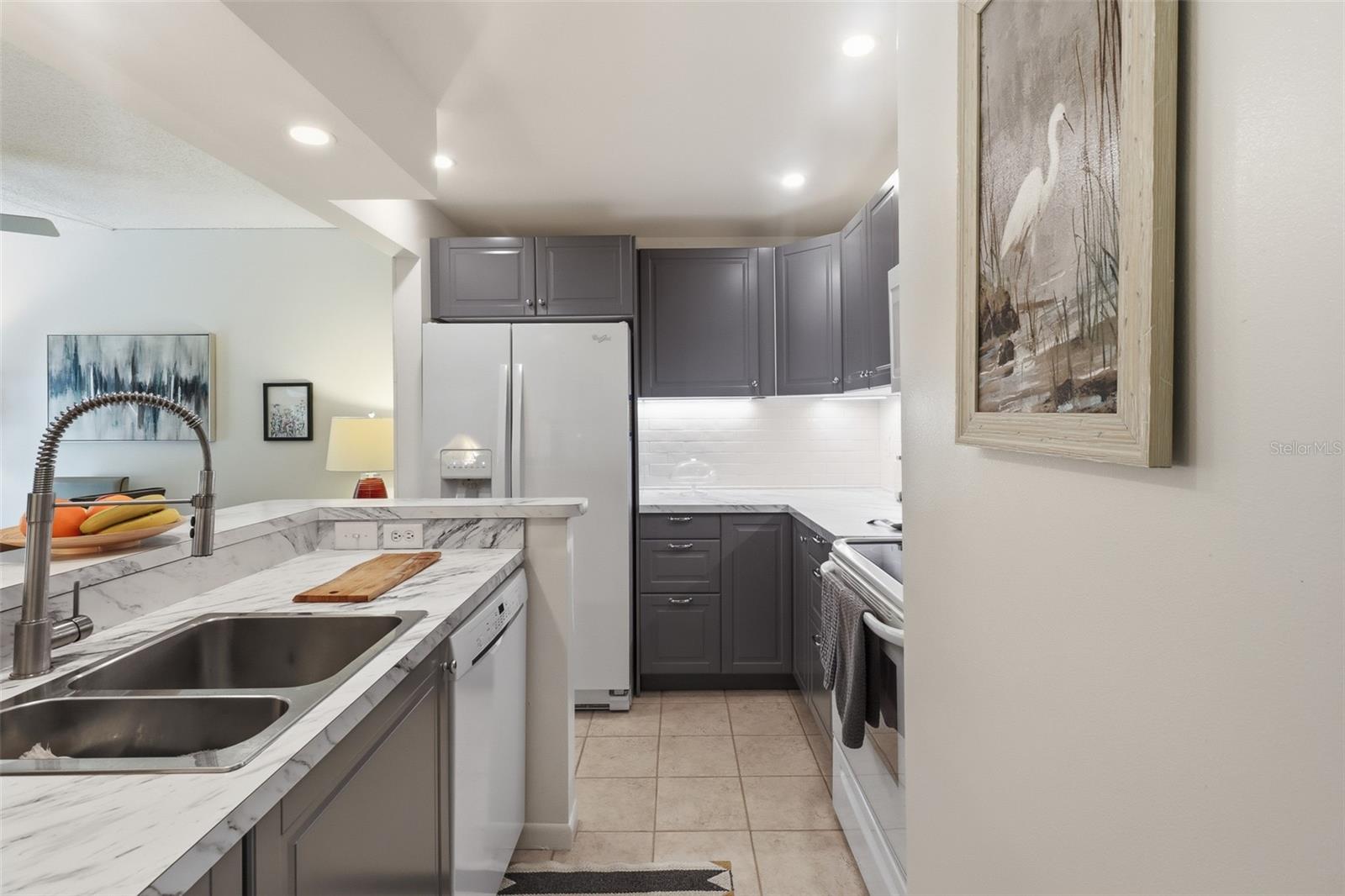 130 JASMINE WOODS CT #7C — photo 4