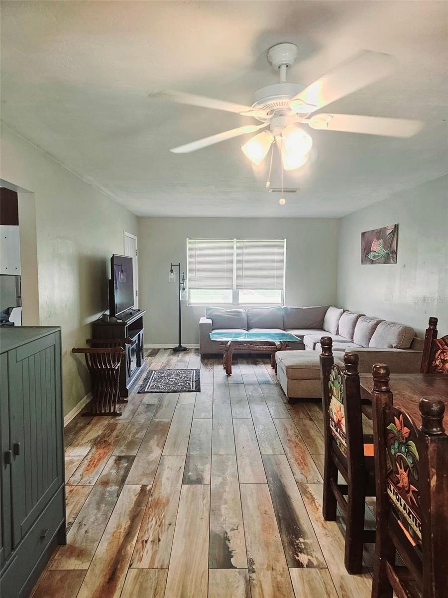 2433 ADAMS AVE — photo 4