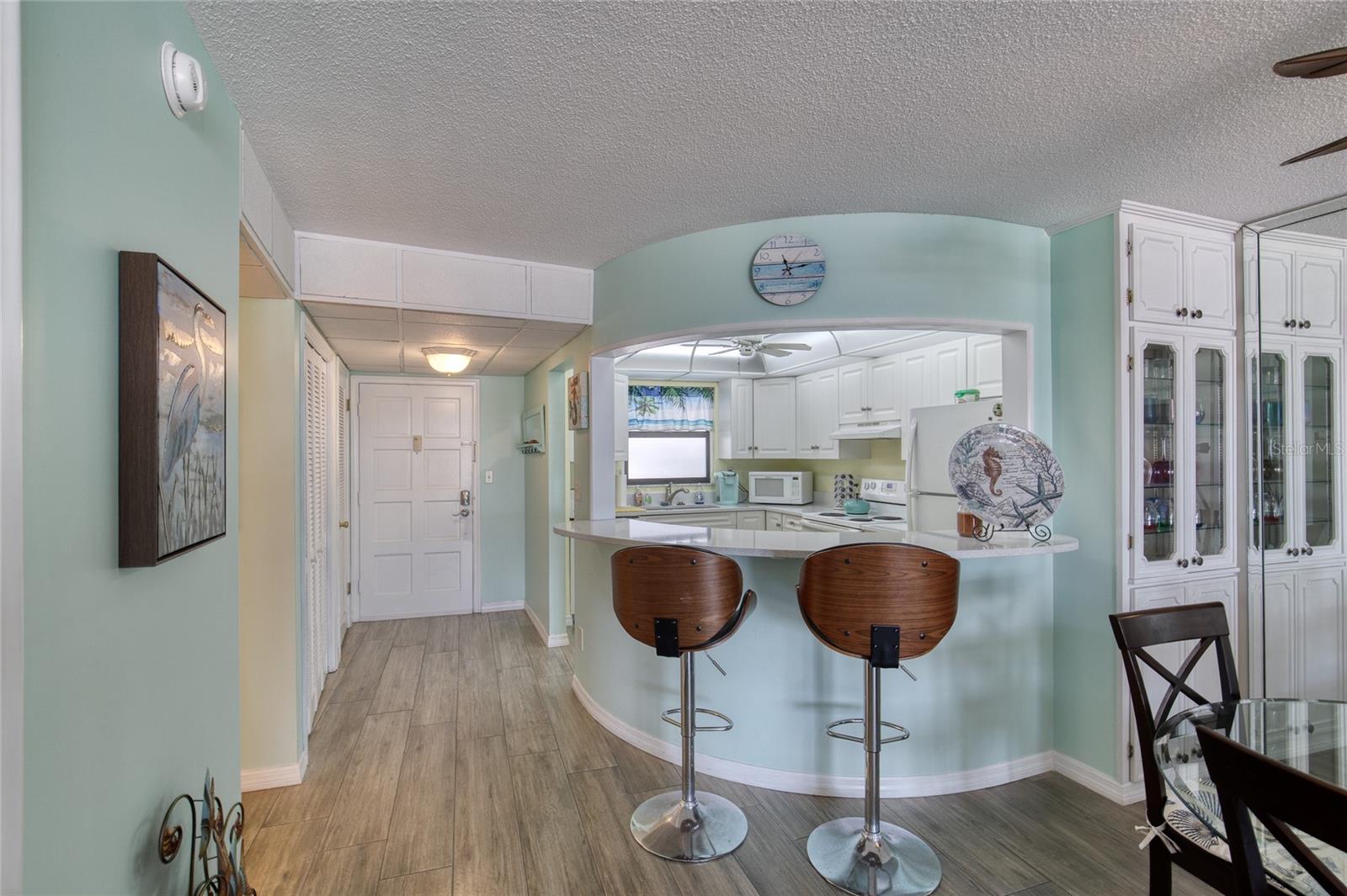 915 OCEAN SHORE BLVD #2010 — photo 9