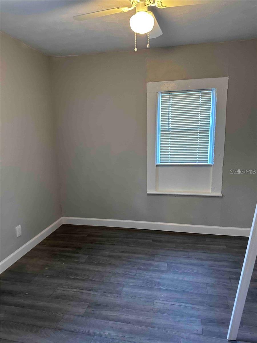 1215 HISTORIC GOLDSBORO BLVD — photo 7