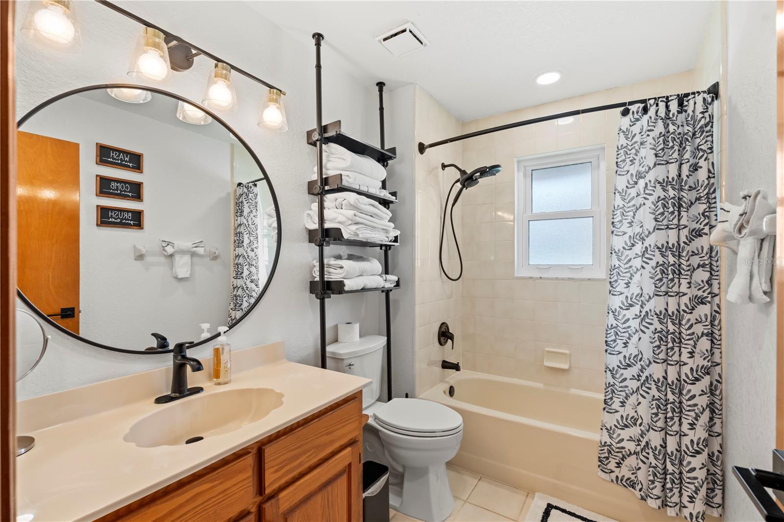 4 SAINT JOHNS PL — photo 9