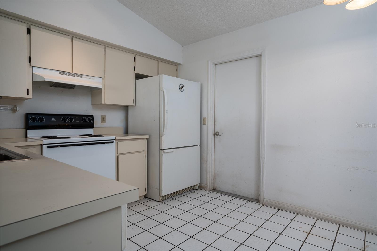 2578 HAULOVER BLVD — photo 10