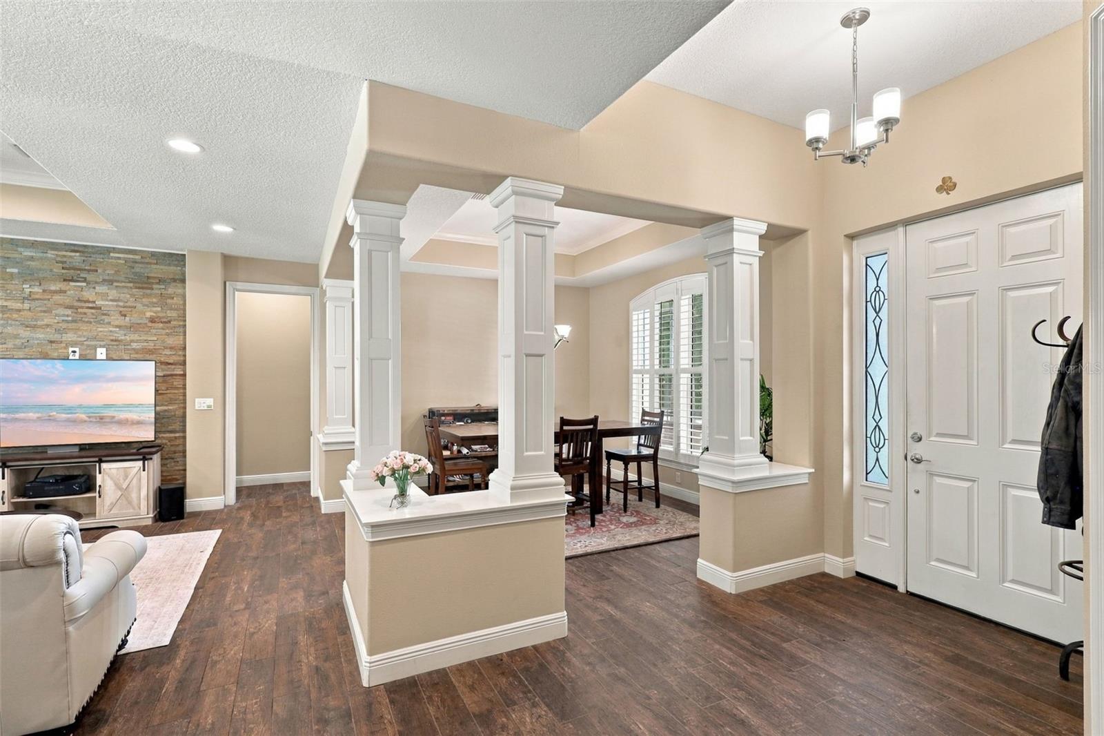 1806 GLENWOOD OAKS LN — photo 8