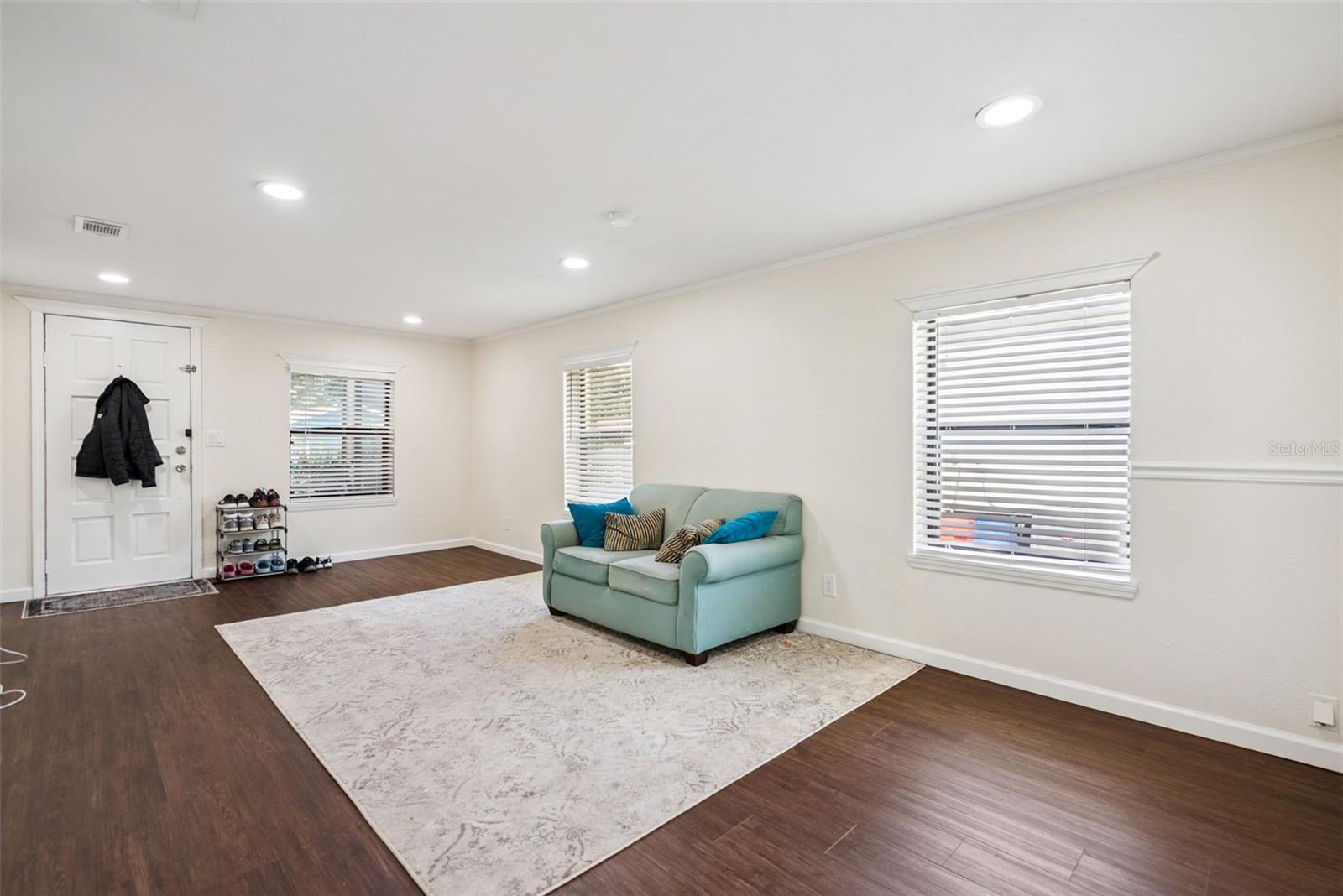 2511 CRAWFORD DR — photo 10