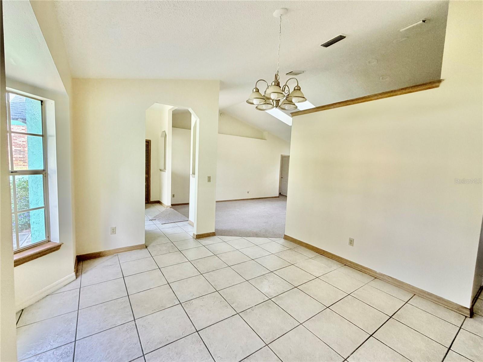632 FOURWIND ST — photo 7