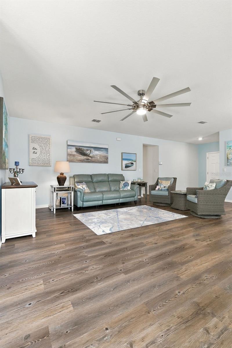 3241 CARPENTARIA DR — photo 11