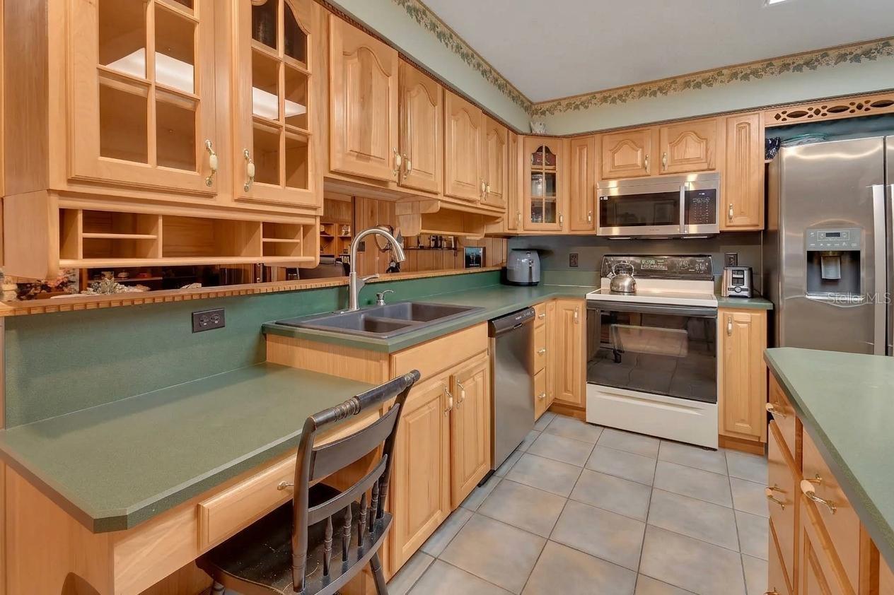 1027 VALLEY FORGE RD — photo 7