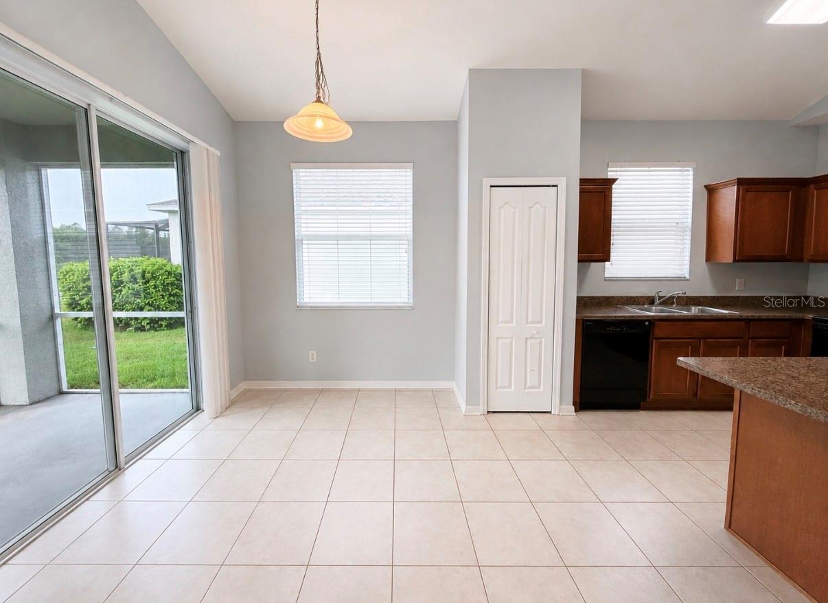 9630 BATON ROUGE LN — photo 12