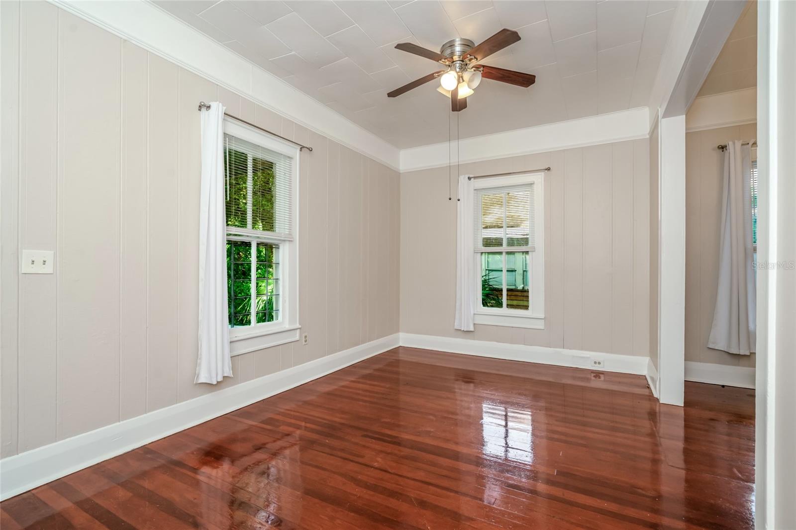 4109 N SUWANEE AVE — photo 11