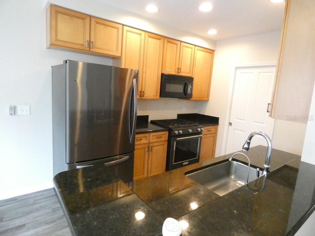 11506 FOUNTAINHEAD DR — photo 9